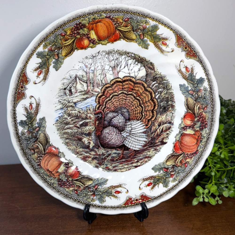 Queen's Harvest Bounty Lunch Plate 8" Made in England Turkey Thanksgiving Autumn